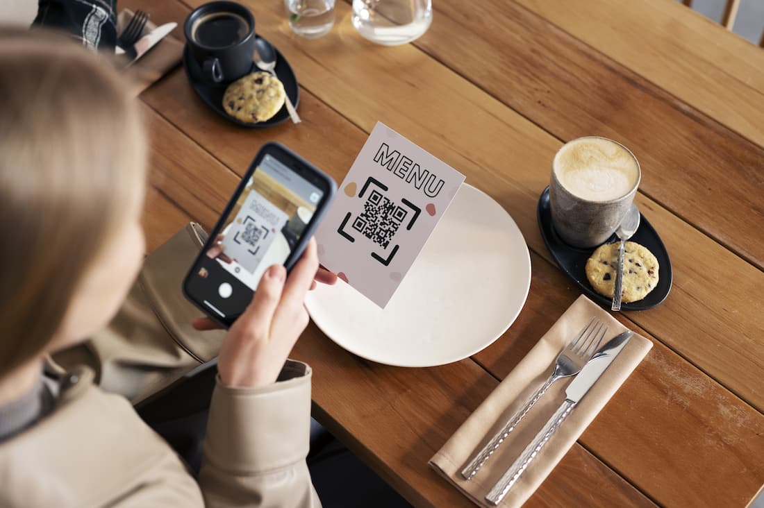 Which QR Code Menu Is Best for Small Restaurants? The Optimal Solution for Cost and Operational Efficiency